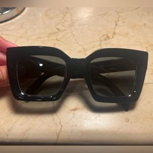 Celine sunglasses! Like new ✨